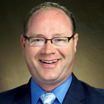 Headshot of Travis Hoffman